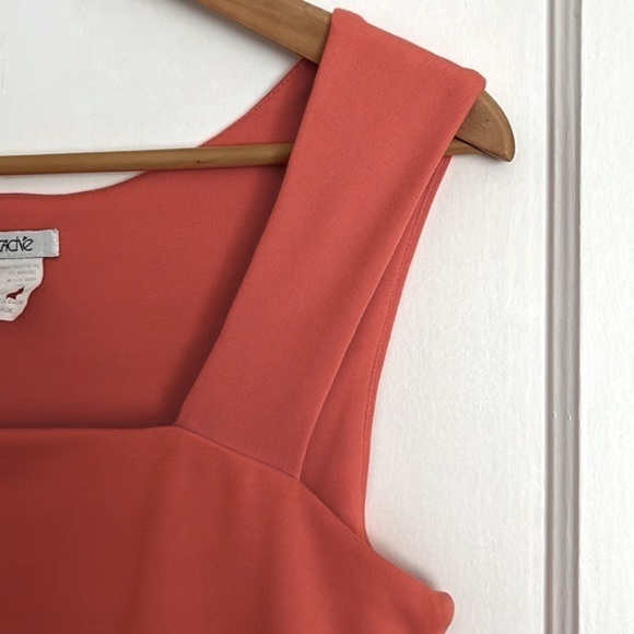 Cache Tangerine elevated Tank top. Soft stretchy wide shoulder straps. LARGE - Picture 5 of 8